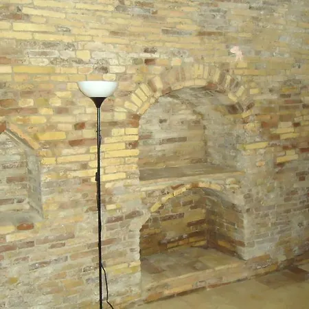 Loreto Aprutino Apartment